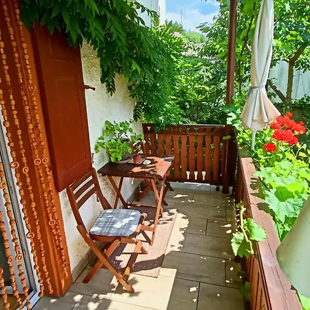 Urlaub Mit Charme In Der Kleinsten Stadt Der Pfalz. Appartement *