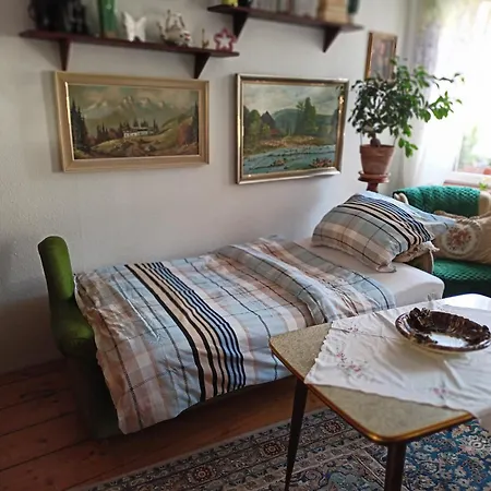 Appartement Urlaub Mit Charme In Der Kleinsten Stadt Der Pfalz. *