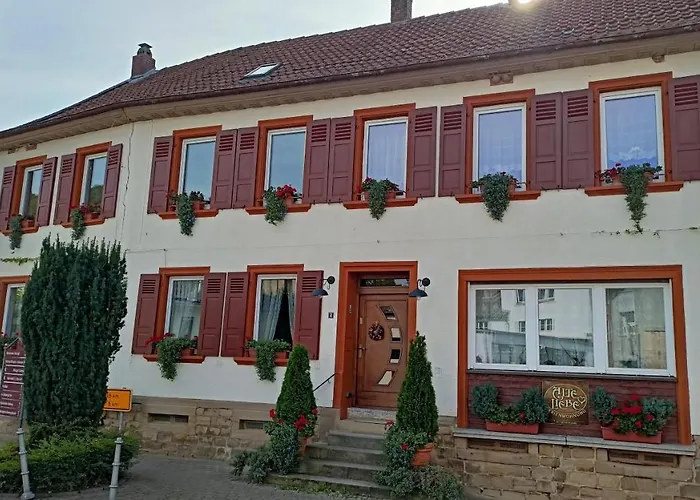 Urlaub Mit Charme In Der Kleinsten Stadt Der Pfalz. Obermoschel