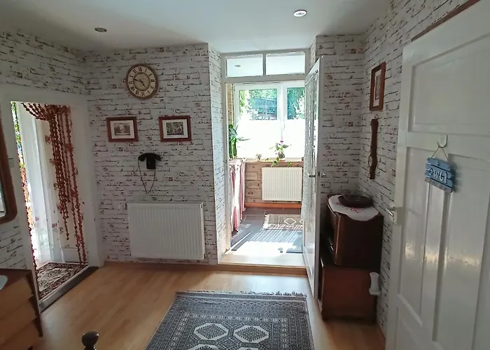 Urlaub Mit Charme In Der Kleinsten Stadt Der Pfalz. Appartement Obermoschel