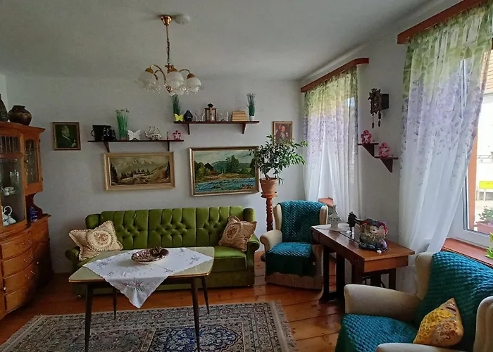 Urlaub Mit Charme In Der Kleinsten Stadt Der Pfalz. * Obermoschel