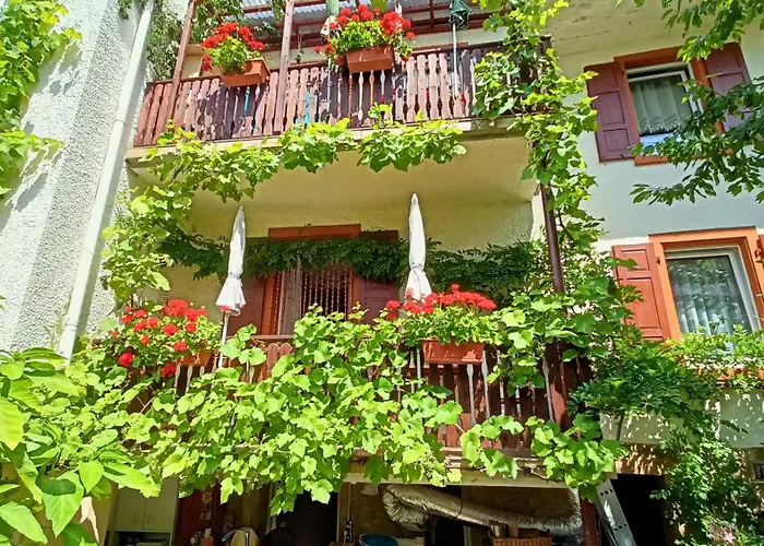 Urlaub Mit Charme In Der Kleinsten Stadt Der Pfalz. * Obermoschel