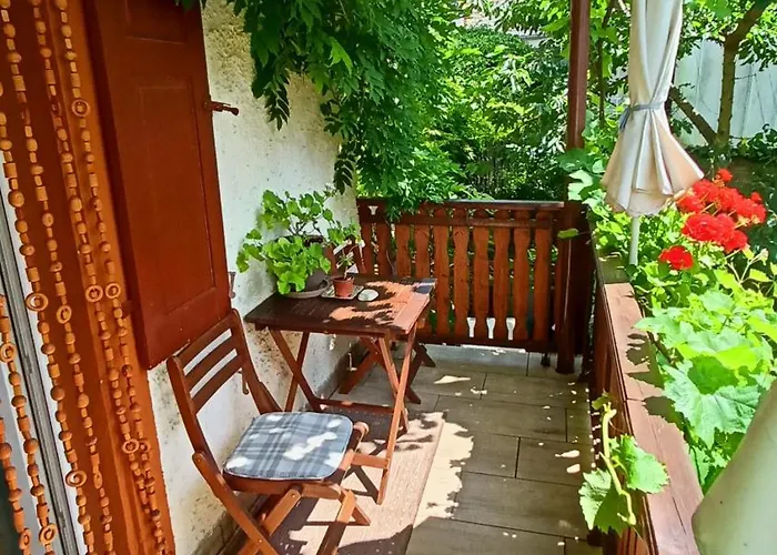 Urlaub Mit Charme In Der Kleinsten Stadt Der Pfalz. Appartement *