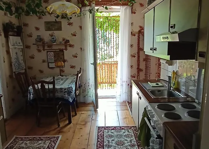 Urlaub Mit Charme In Der Kleinsten Stadt Der Pfalz. * Obermoschel